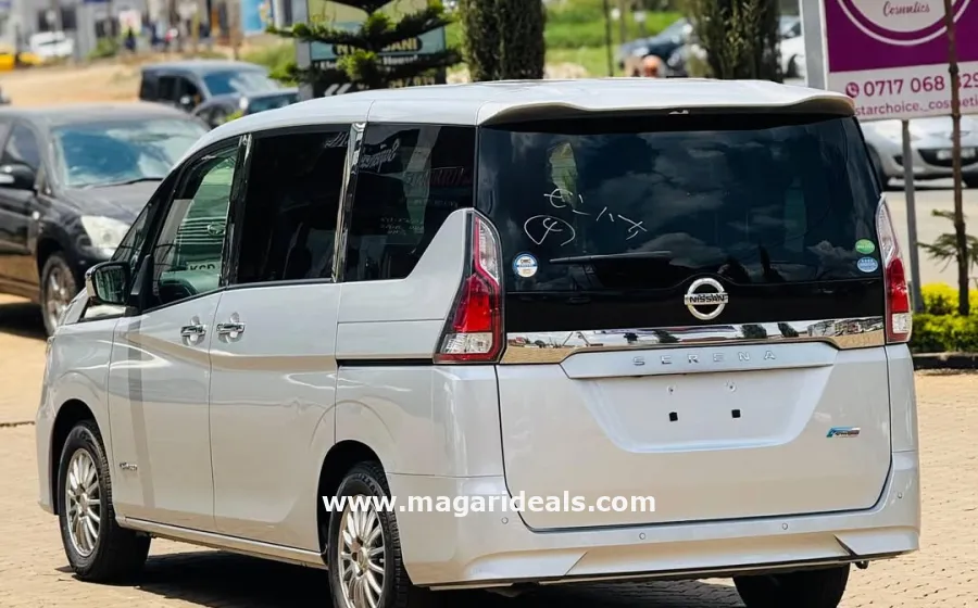 2018 Nissan Serena S-Hybrid in Kenya for Sale | Magari Deals