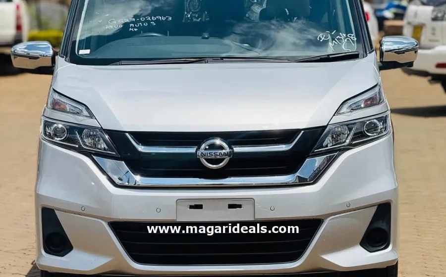 2018 Nissan Serena S-Hybrid in Kenya for Sale | Magari Deals