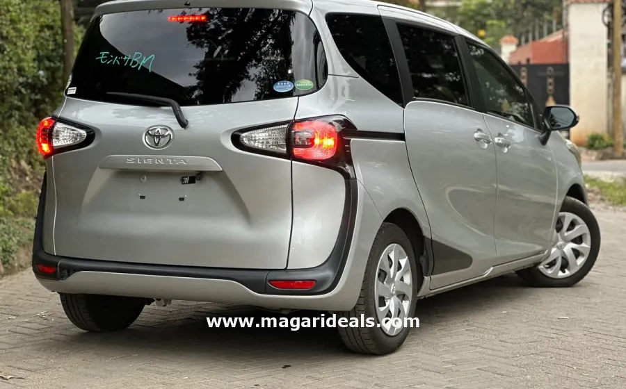TOYOTA SIENTA IN NAIROBI FOR SALE in Kenya for Sale | Magari Deals