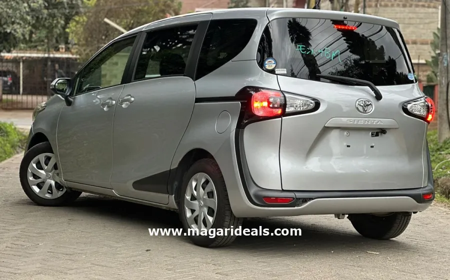 TOYOTA SIENTA IN NAIROBI FOR SALE in Kenya for Sale | Magari Deals