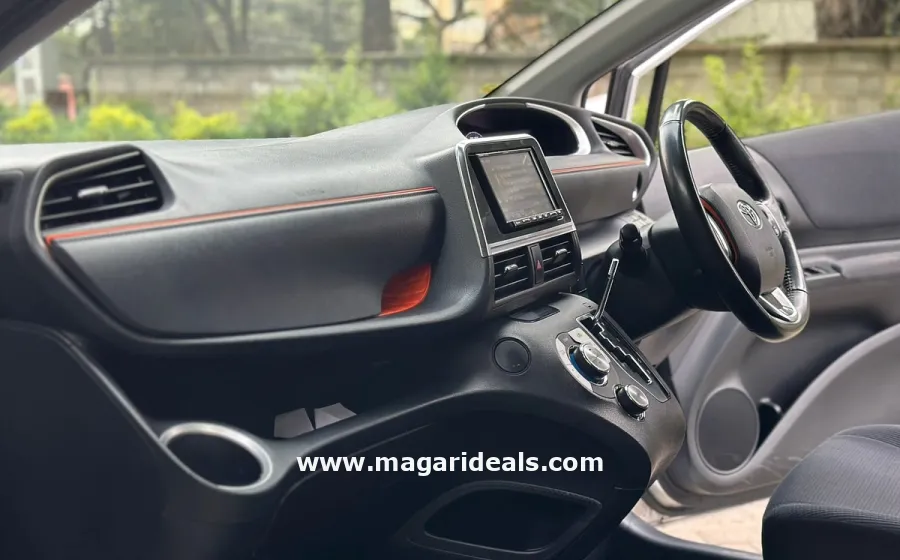 TOYOTA SIENTA IN NAIROBI FOR SALE in Kenya for Sale | Magari Deals