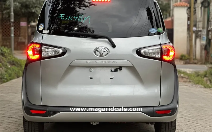 TOYOTA SIENTA IN NAIROBI FOR SALE in Kenya for Sale | Magari Deals