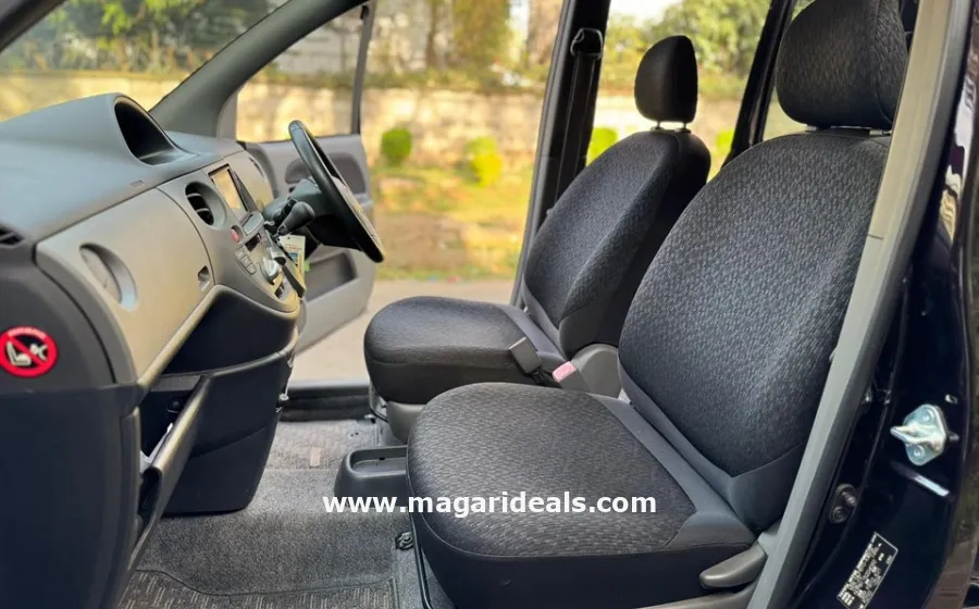 TOYOTA SIENTA  in Kenya for Sale | Magari Deals
