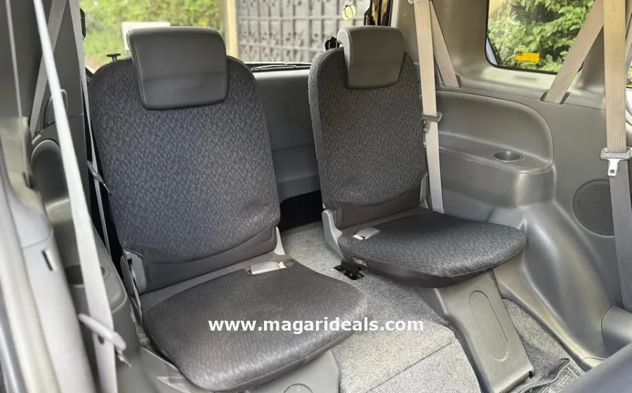 TOYOTA SIENTA  in Kenya for Sale | Magari Deals
