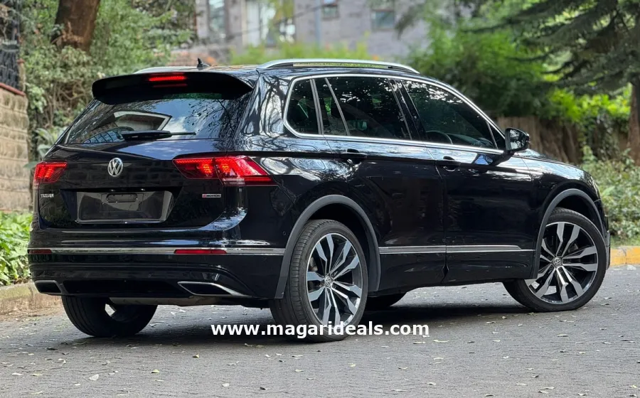 2019 VOLKSWAGEN TIGUAN 2.0 R-LINE in Kenya for Sale | Magari Deals