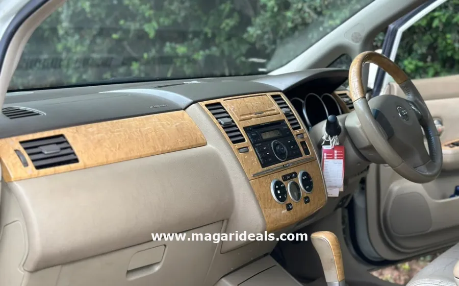 2008 NISSAN TIIDA LATIO in Kenya for Sale | Magari Deals