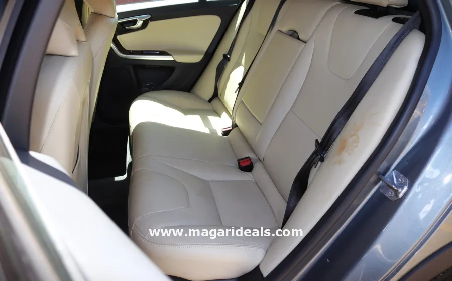 Volvo V60 Cross Country in Kenya for Sale | Magari Deals