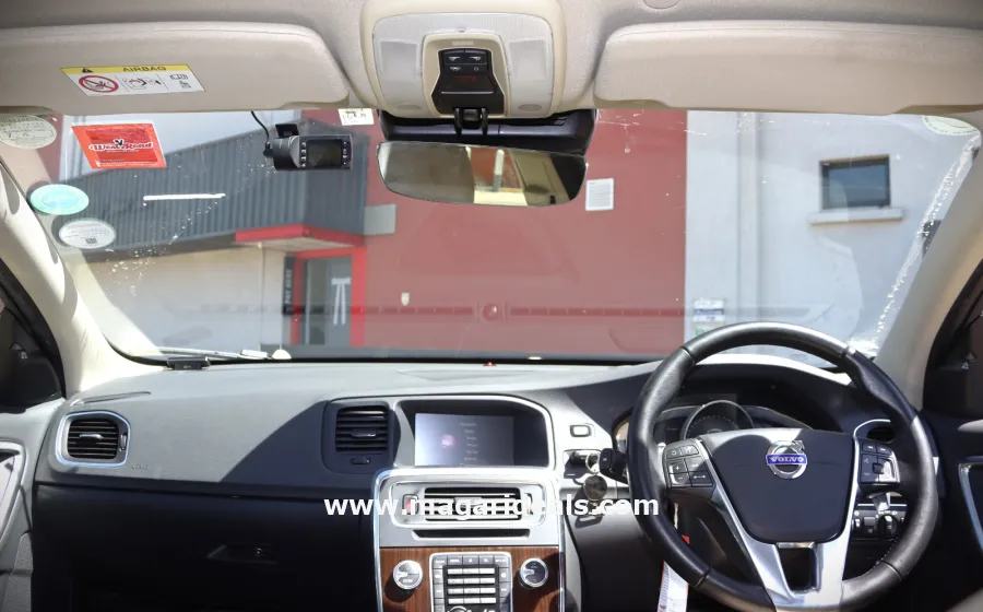 Volvo V60 Cross Country in Kenya for Sale | Magari Deals