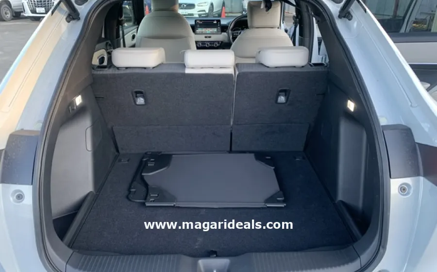2024 HONDA VEZEL e:HEV PLAY / PANORAMA ROOF / NAVI in Kenya for Sale | Magari Deals