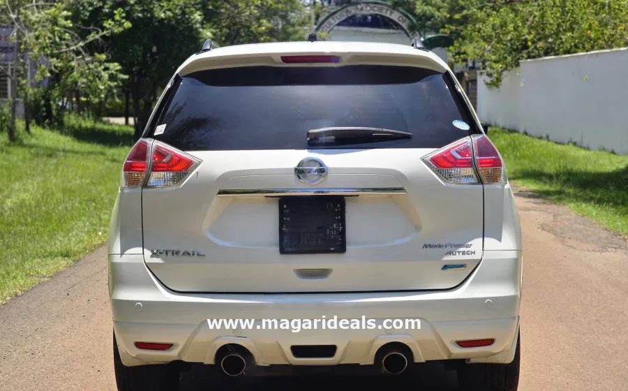 NISSAN X-TRAIL Autech 2015 in Nairobi in Kenya for Sale | Magari Deals