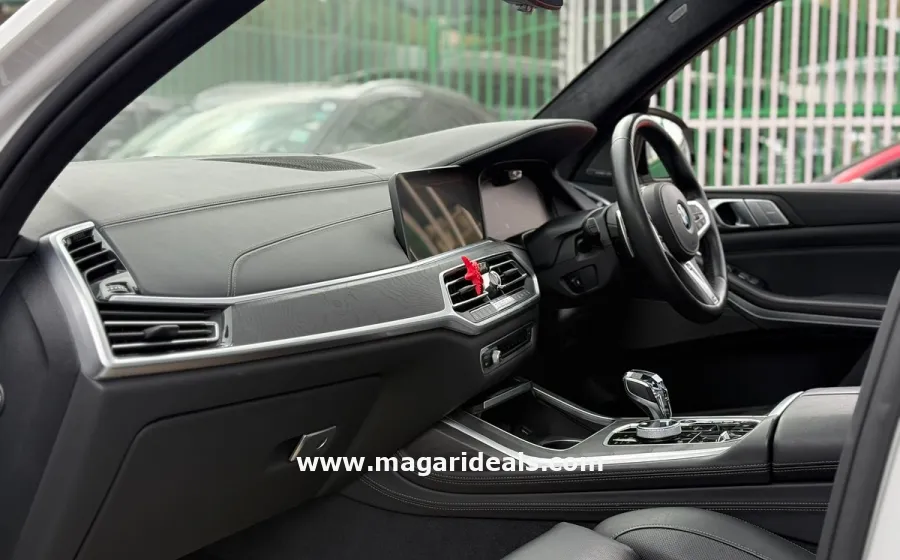 2019 BMW X7 XDrive35d M-Sport in Kenya for Sale | Magari Deals