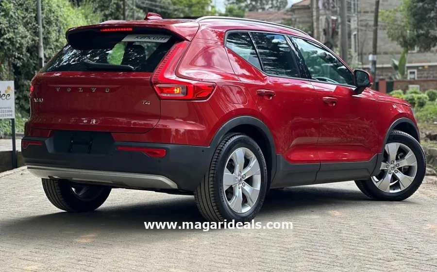 🔥*2018 VOLVO XC40 T4*🔥 _Sunroof_🔥 in Kenya for Sale | Magari Deals