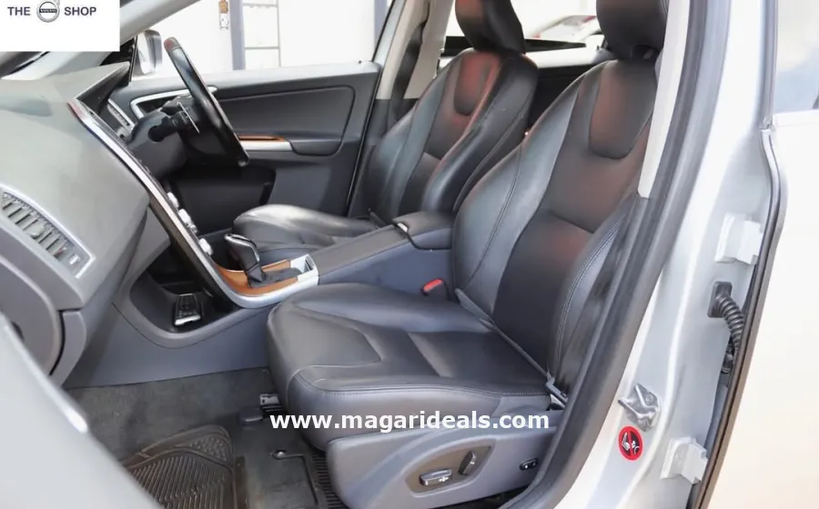VOLVO XC60 T5 in Kenya for Sale | Magari Deals