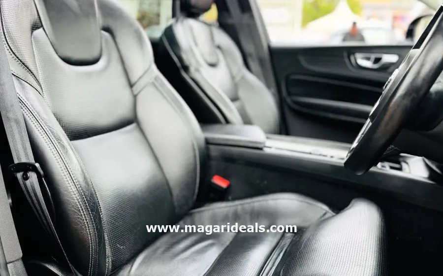 2018 VOLVO XC60 D4 in Kenya for Sale | Magari Deals