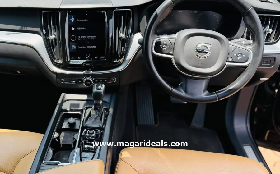 2018 VOLVO XC60 T5 in Kenya for Sale | Magari Deals