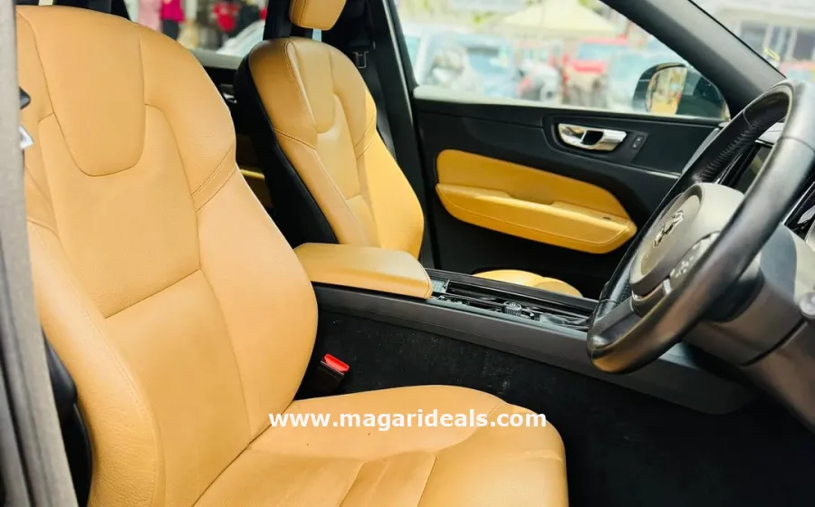 2018 VOLVO XC60 T5 in Kenya for Sale | Magari Deals