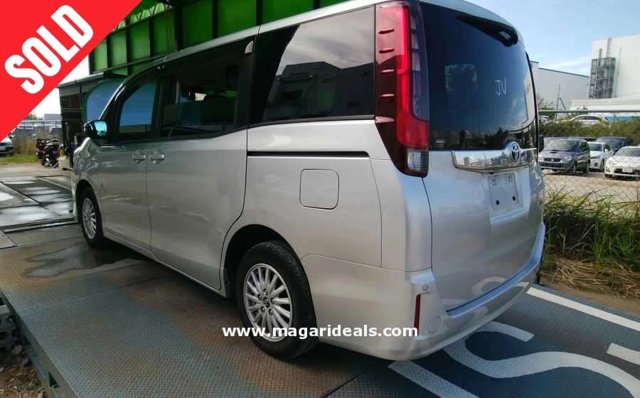 Toyota Voxy for Sale | Best Buy