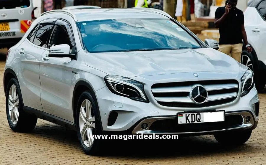 MERCEDES BENZ GLA 250 4Matic in Kenya for Sale | Magari Deals