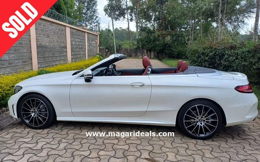 Mercedes Benz C180 Convertible  in Kenya for Sale | Magari Deals