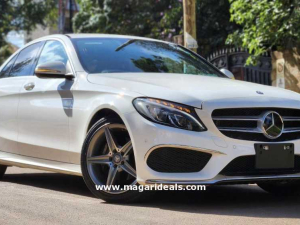 Unleash Power & Luxury! Spacious Used Mercedes C-Class in Kenya for Sale (Magari Deals). Affordable Price (Ksh 950,000). Buy Today w/Confidence!