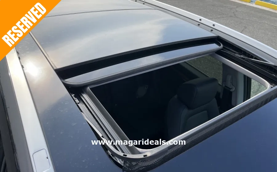 HONDA CR-V 4WD HYBRID EX MASTERPIECE W/SUNROOF in Kenya for Sale | Magari Deals