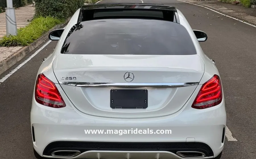 Mercedes C250 2017 model in Kenya for Sale | Magari Deals