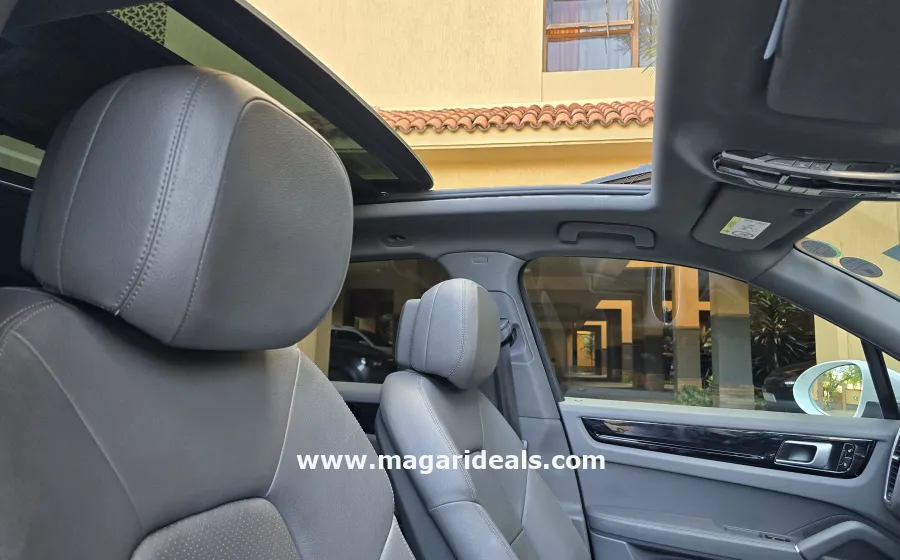 PORSCHE CAYENNE TURBO with SUNROOF in Kenya for Sale | Magari Deals