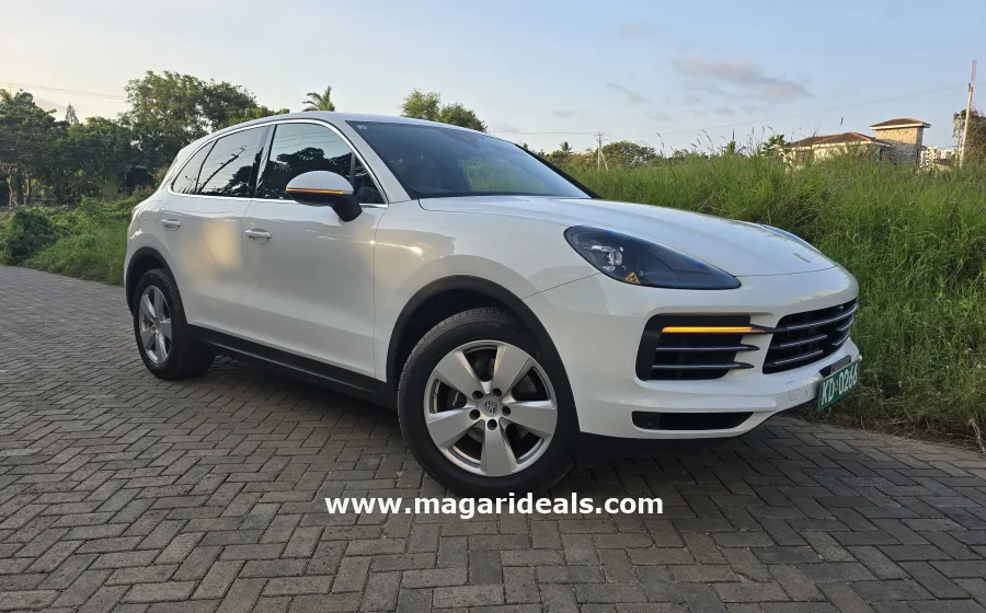 PORSCHE CAYENNE TURBO with SUNROOF in Kenya for Sale | Magari Deals