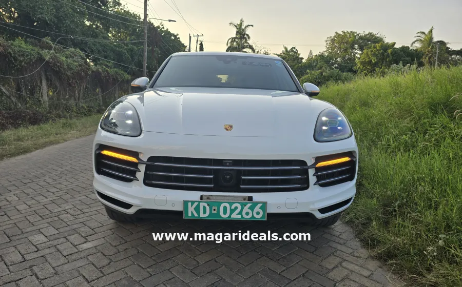 PORSCHE CAYENNE TURBO with SUNROOF in Kenya for Sale | Magari Deals