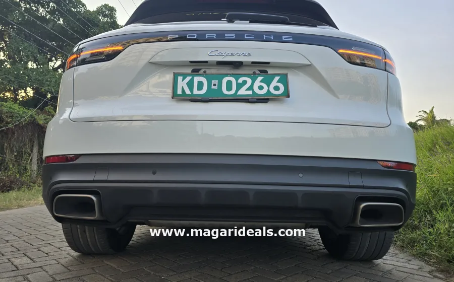 PORSCHE CAYENNE TURBO with SUNROOF in Kenya for Sale | Magari Deals