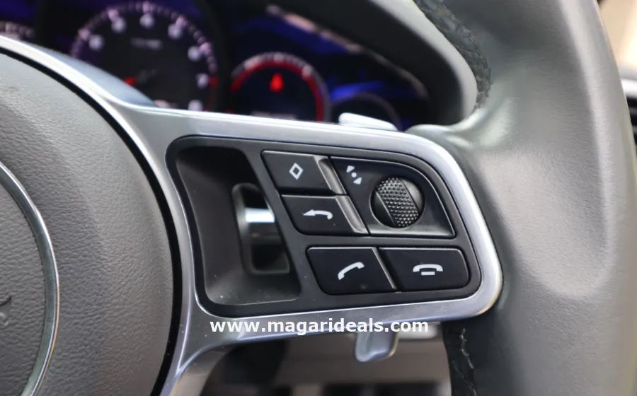 PORSCHE CAYENNE TURBO with SUNROOF in Kenya for Sale | Magari Deals