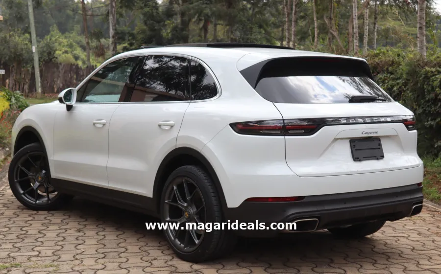 PORSCHE CAYENNE TURBO with SUNROOF in Kenya for Sale | Magari Deals