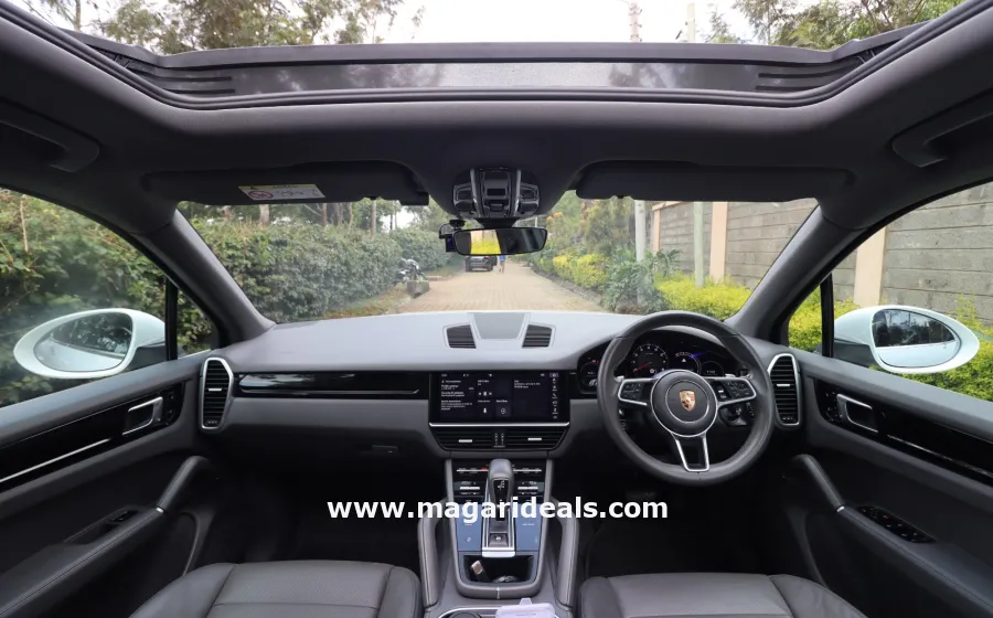 PORSCHE CAYENNE TURBO with SUNROOF in Kenya for Sale | Magari Deals