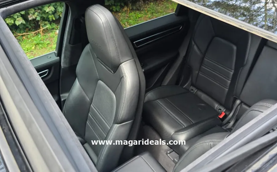 2020 Porsche Cayenne Turbo in Kenya for Sale | Magari Deals