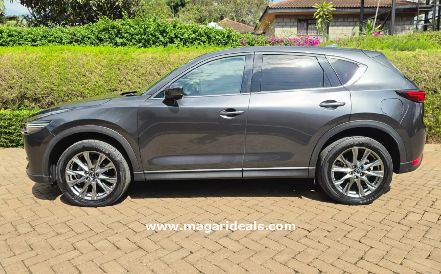 Mazda CX-5 Skyactiv-D 2.2L Turbo Diesel – Gun Grey in Kenya for Sale | Magari Deals