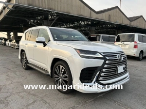 Explore Lexus LX600 prices in Kenya from Kshs 22,000,000. Discover new & used models for sale, offering premium luxury.  Buy your dream LX600 today.