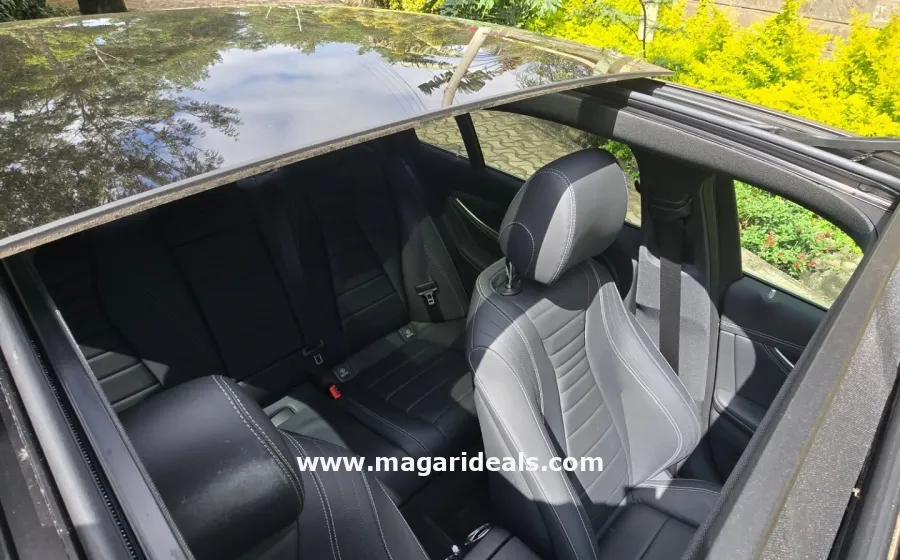 2019 MERCEDES BENZ E200 in Kenya for Sale | Magari Deals