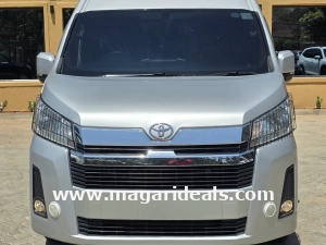 TOYOTA HIACE Commuter in Kenya for sale in Kenya