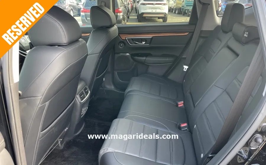 HONDA CR-V 4WD HYBRID EX MASTERPIECE W/SUNROOF in Kenya for Sale | Magari Deals