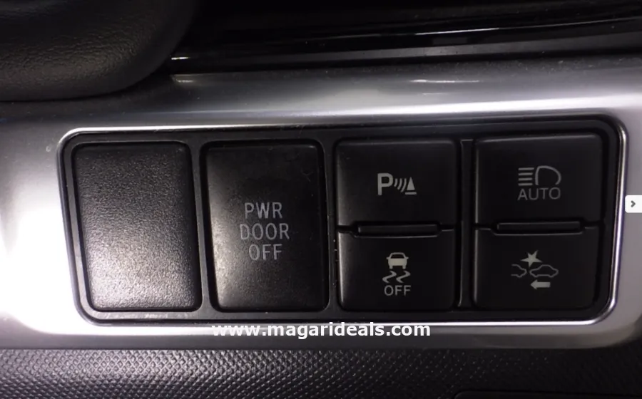 Toyota Estima  Aeras Premium in Kenya in Kenya for Sale | Magari Deals