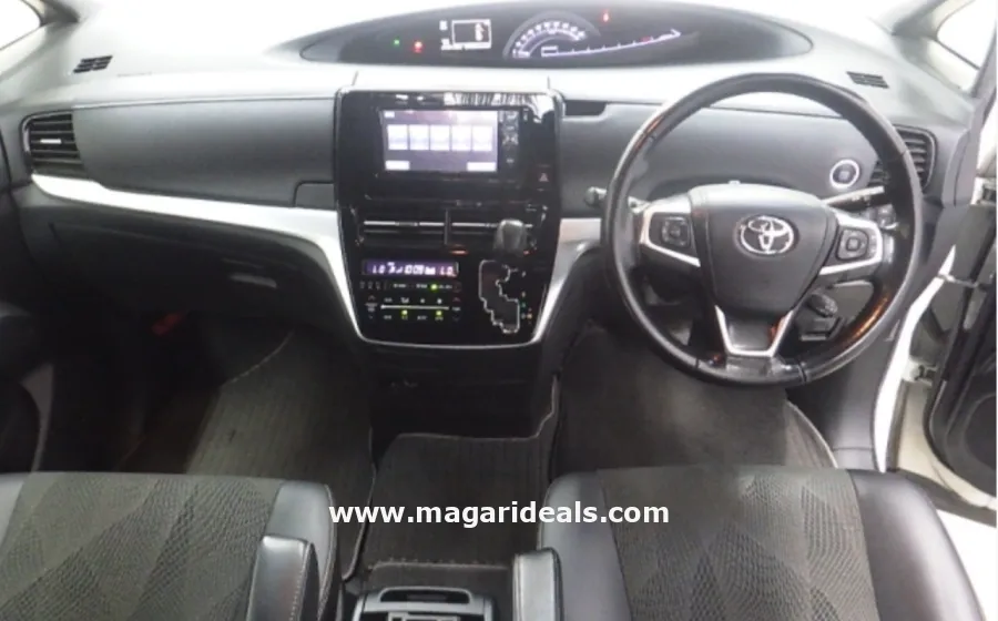 Toyota Estima  Aeras Premium in Kenya in Kenya for Sale | Magari Deals