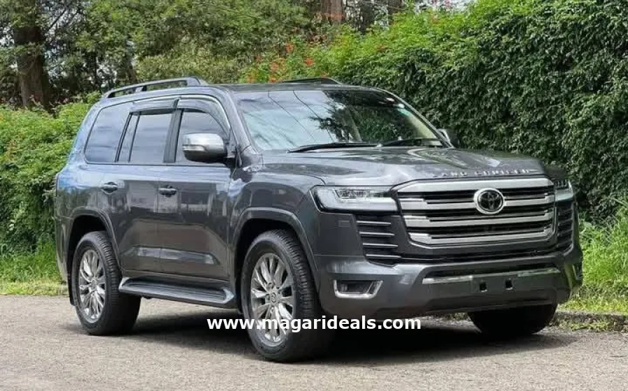 Toyota Landcruiser ZX 2016 Facelift  in Kenya for Sale | Magari Deals