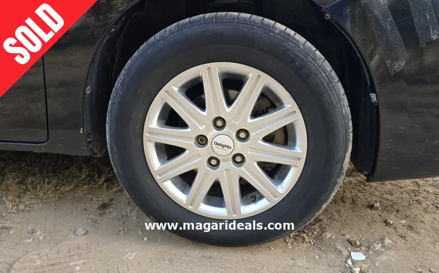 TOYOTA ISIS 2015 Mombasa in Kenya for Sale | Magari Deals