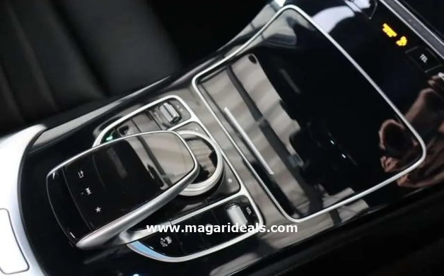 2017 MERCEDES BENZ GLC220D in Kenya in Kenya for Sale | Magari Deals