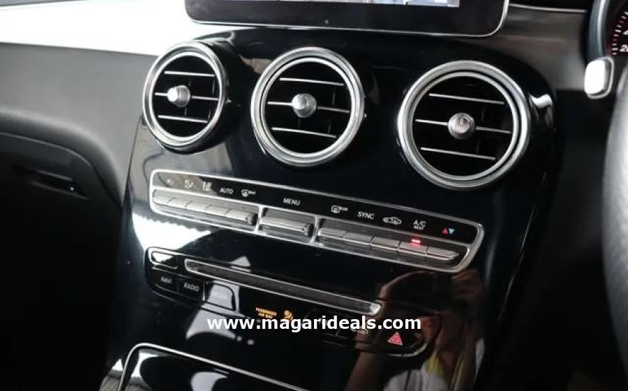 2017 MERCEDES BENZ GLC220D in Kenya in Kenya for Sale | Magari Deals