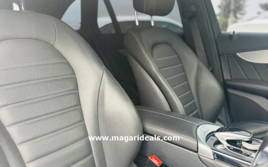 Mercedes Benz GLC 250 AMG LINE in Kenya for Sale | Magari Deals