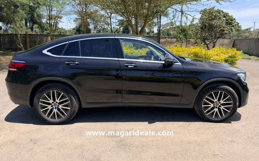 Mercedes Benz GLC 300 in Kenya for Sale | Magari Deals