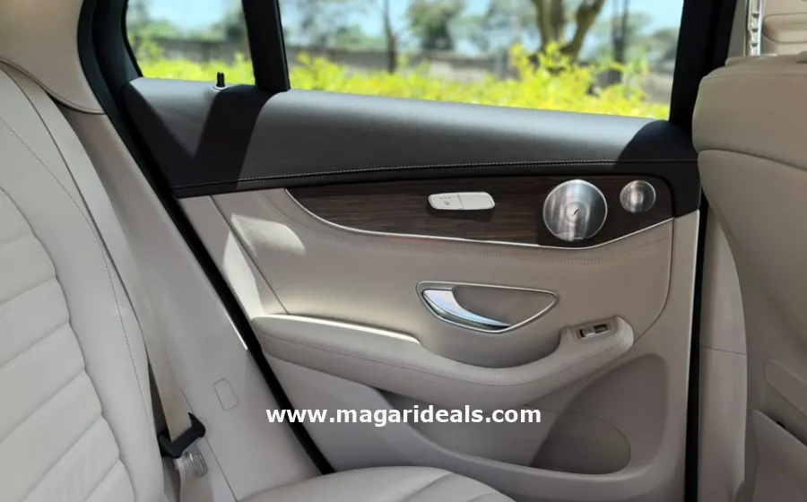 Mercedes Benz GLC 300 in Kenya for Sale | Magari Deals