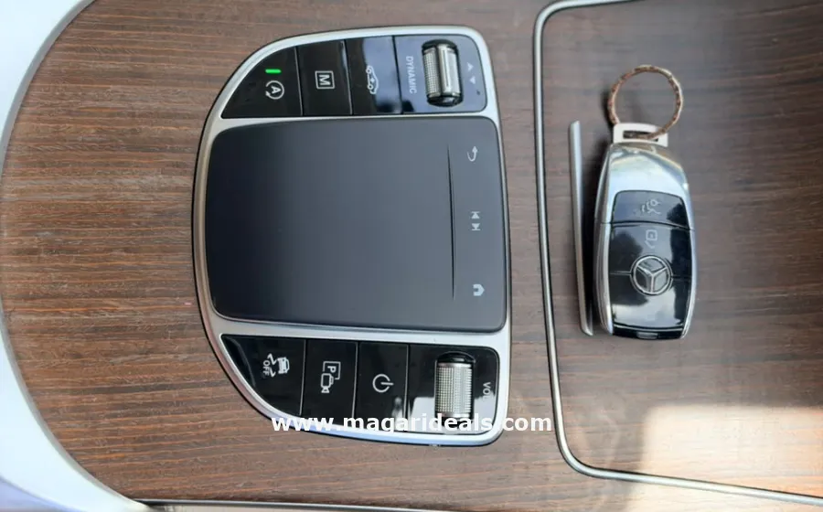 Mercedes Benz GLC 300 in Kenya for Sale | Magari Deals