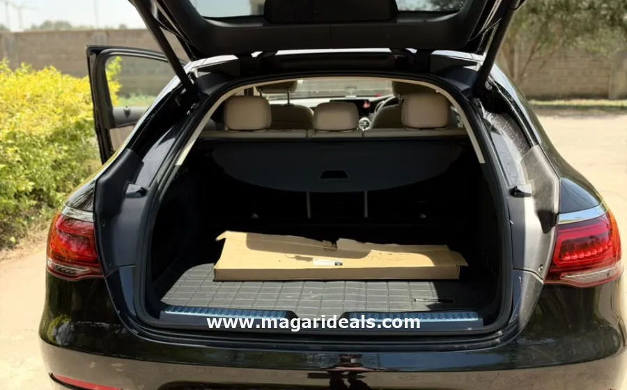 Mercedes Benz GLC 300 in Kenya for Sale | Magari Deals